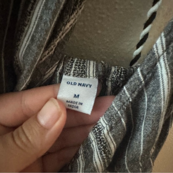 Old Navy Striped Romper Linen Blend Size Medium - Picture 6 of 9